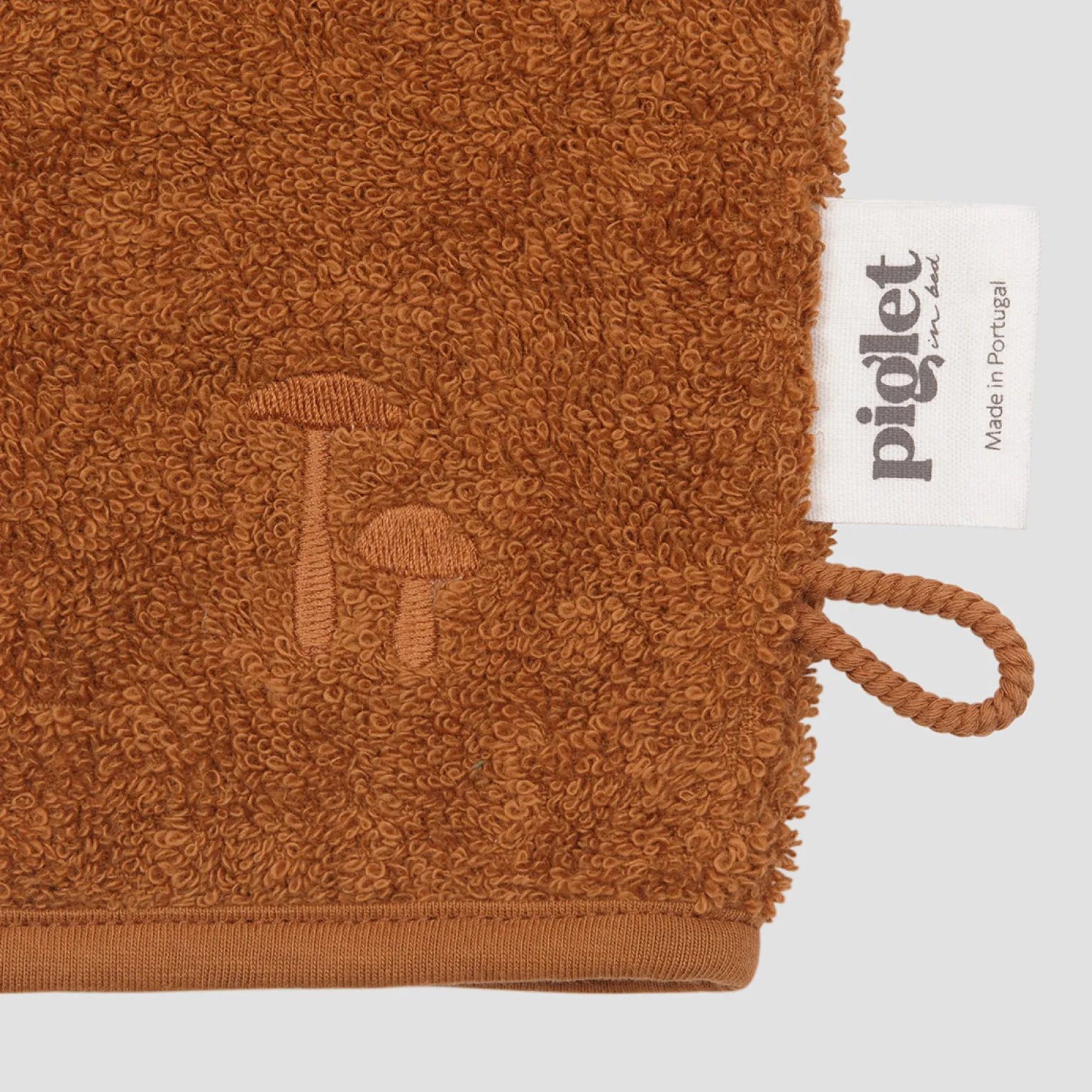 Chestnut Cotton Woodland Animal Bath Mitt