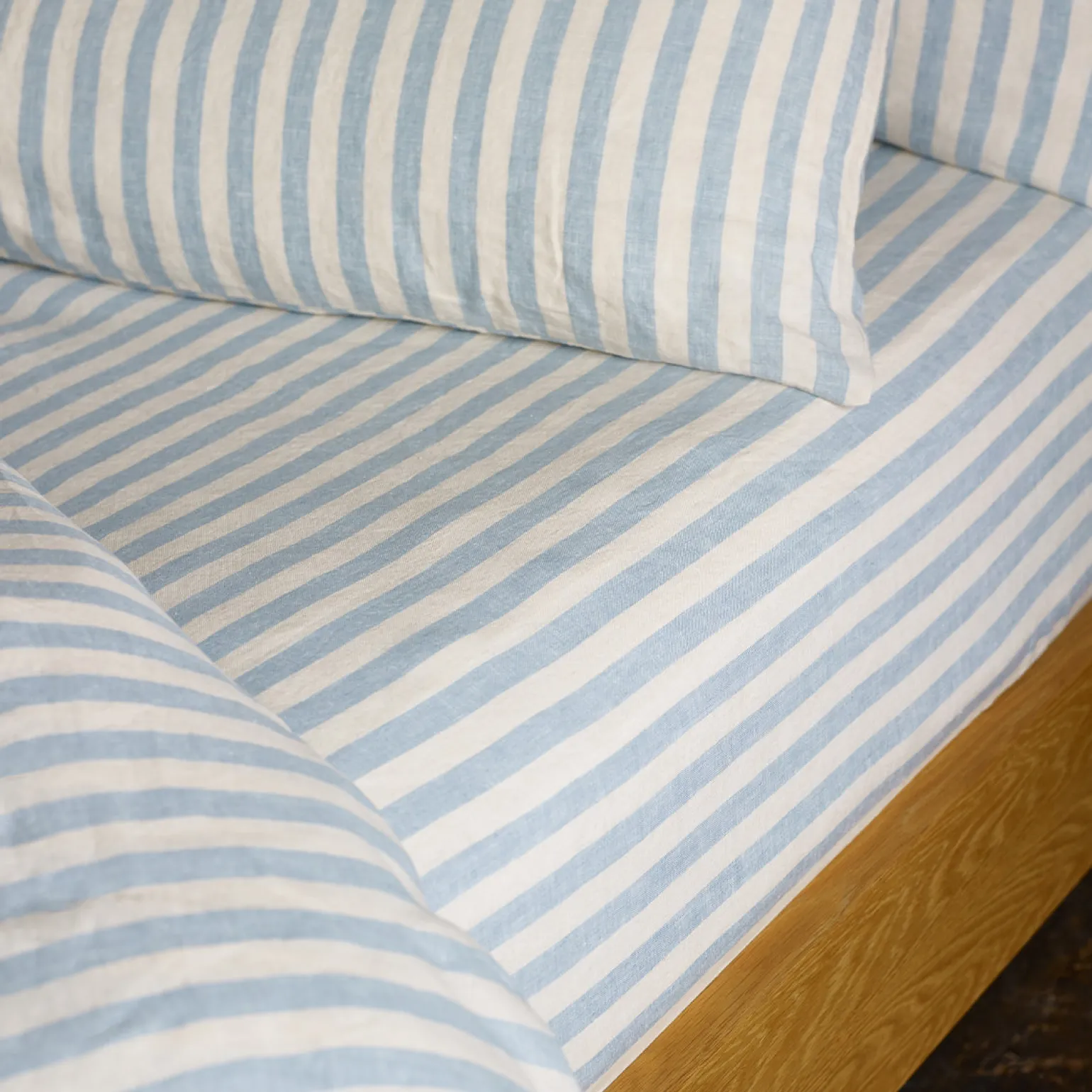 Coastal Blue Pembroke Stripe 100% Linen Fitted Sheet