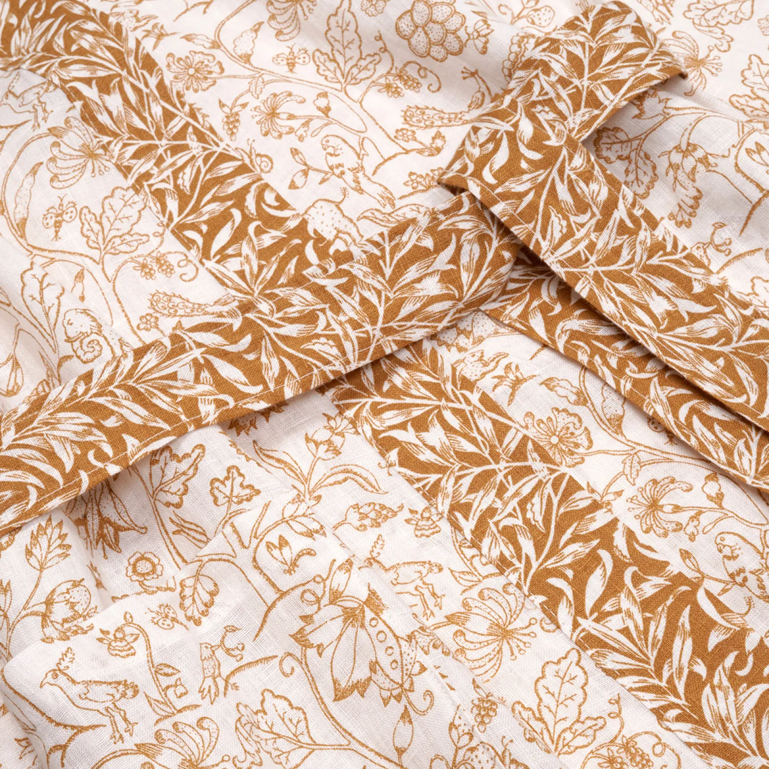 Ernest White Middlemore Linen Robe